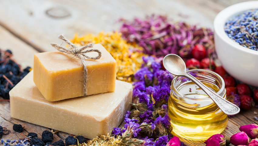 Learn in 2021 top 5 Soap making courses online India